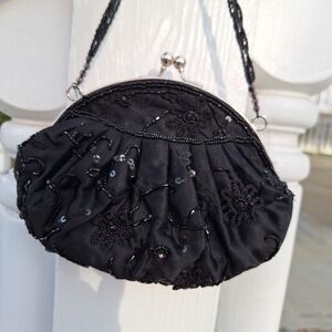 Beaded Mini Bag Black Sequin Kisslock Le Regale Classic Vintage Satin Purse